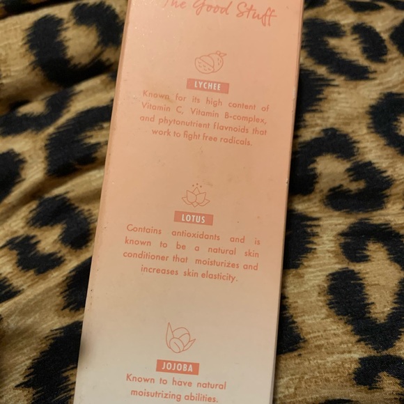 Am to pm gel cleanser - Picture 3 of 4